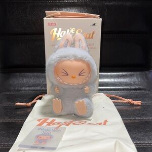 HEHE ~ AUTHENTIC ~HAVE A SEAT LABUBU ~ POPMART